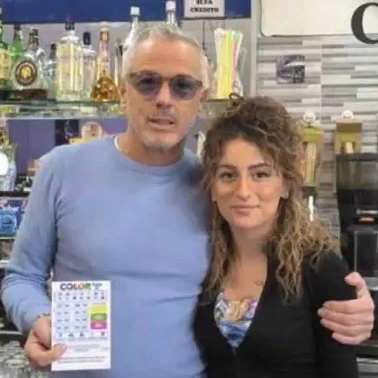 Il gratta e vinci della discordia era senza valore. Clamoroso errore della coppia “scoppiata”