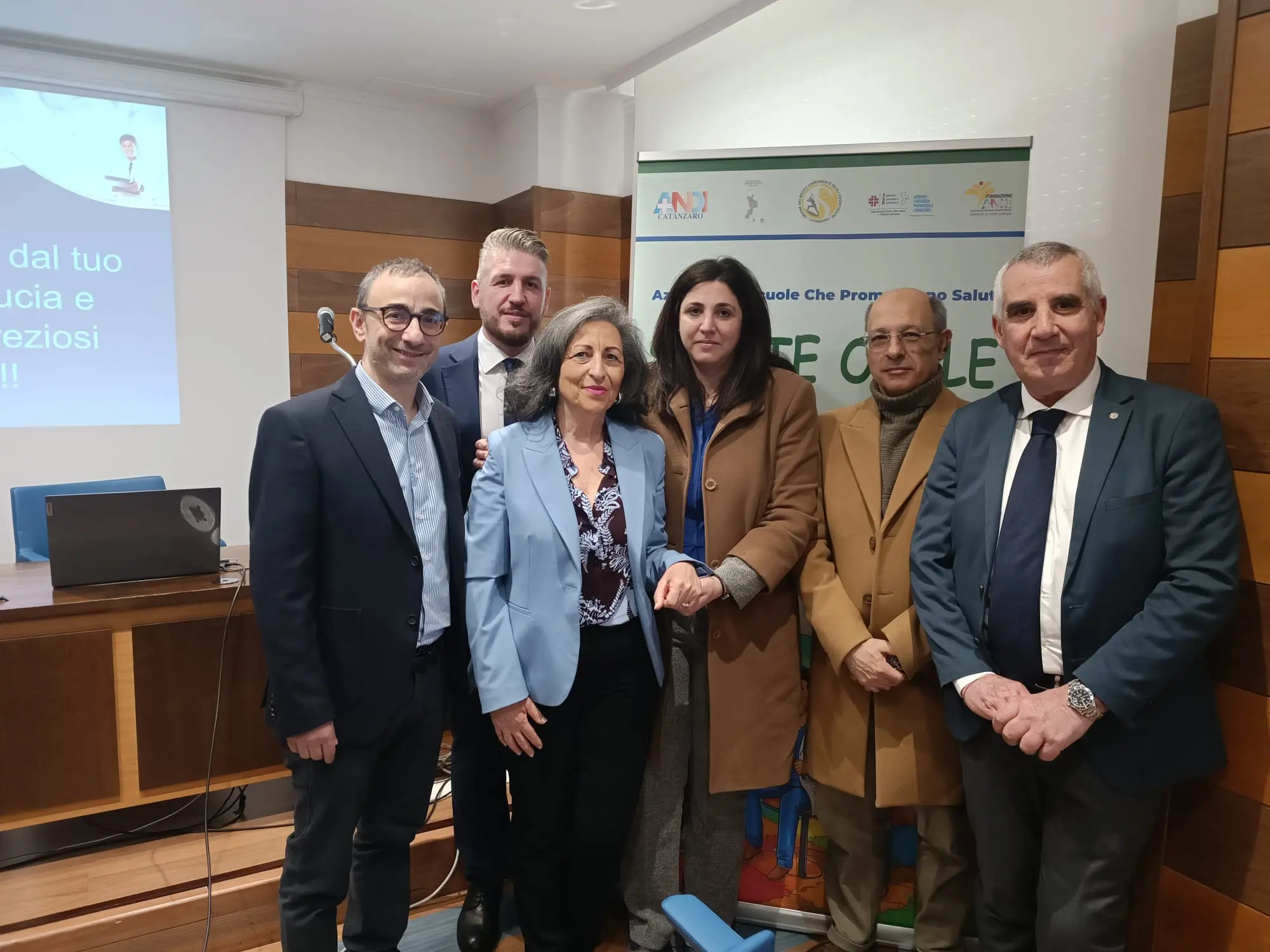 Salute orale nelle scuole, a Catanzaro il progetto pilota che unisce sanità e istruzione\n