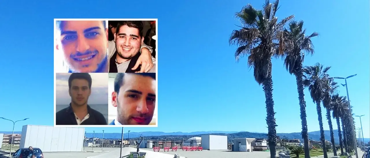 La Piazza dei 4 angeli, Gioia Tauro rende omaggio ai giovani morti in un incidente stradale: «Ricordo indelebile»\n