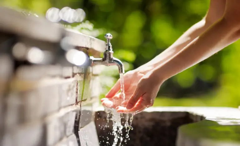 Catanzaro, depositata una\u00A0proposta di modifica dello Statuto: «L'acqua resti un diritto, non un profitto»\n