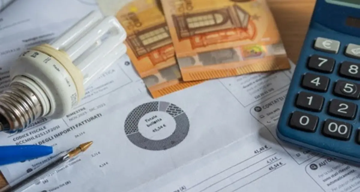 Decreto bollette, i contenuti del provvedimento: dal bonus per le famiglie al carbone fino al 2038\n