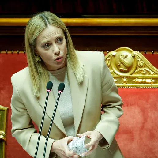 Giorgia Meloni alla Camera: «Niente dimissioni né rimpasto, governeremo per 5 anni come ci siamo impegnati a fare»\n
