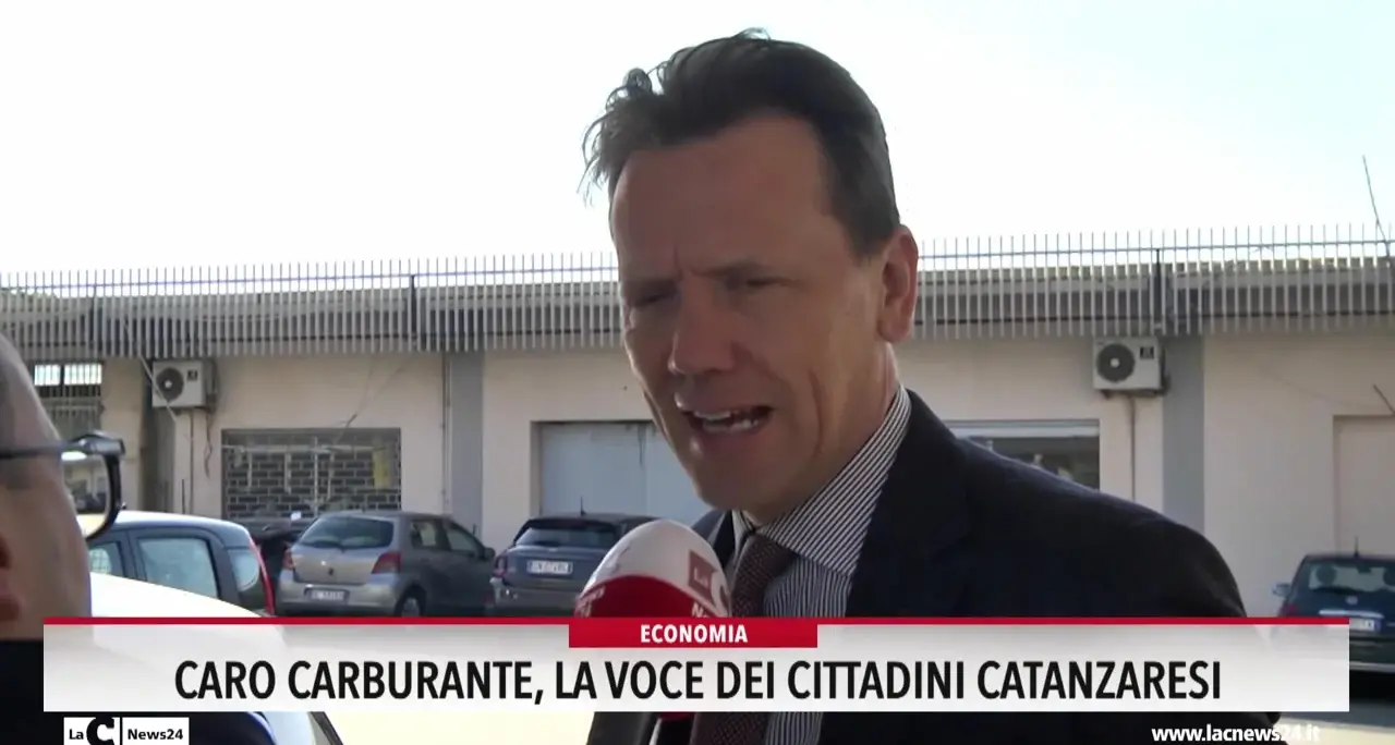 Caro carburante: la voce dei cittadini catanzaresi