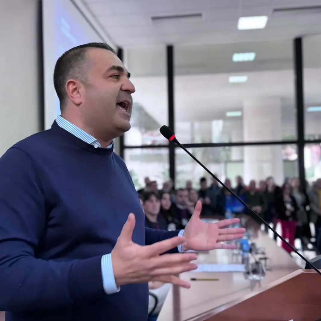 Cannizzaro rilancia le società sportive e gli amaranto: «Il movimento a Reggio non è depresso, e ribalteremo l’idea di chi auspica 10 anni in serie D»\n