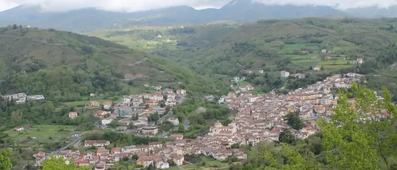 Santa Gada svela i suoi segreti: Laino Borgo porta l'archeologia della Valle del Mercure tra la gente\n