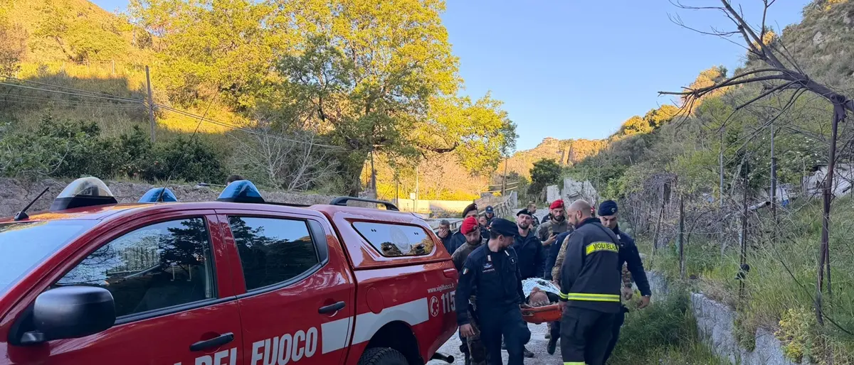 Gioiosa Jonica, trovato il settantenne disperso: era\u00A0accasciato in un canale. Difficoltose operazioni di recupero\n