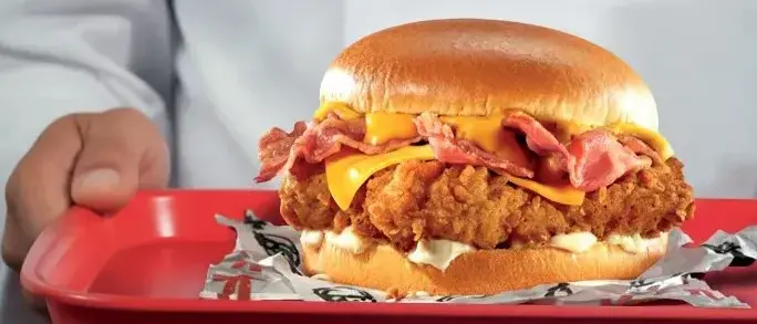 Due studenti dell’alberghiero di Tropea in finale al contest nazionale di Kfc con la “merenda” di un tempo\n