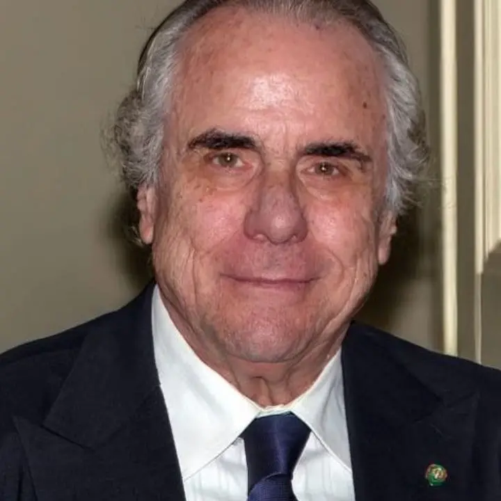 L’Unione Insigniti al Merito\u00A0di Vibo\u00A0celebra il fondatore Gaetano Paduano tra memoria e valori della Repubblica\n