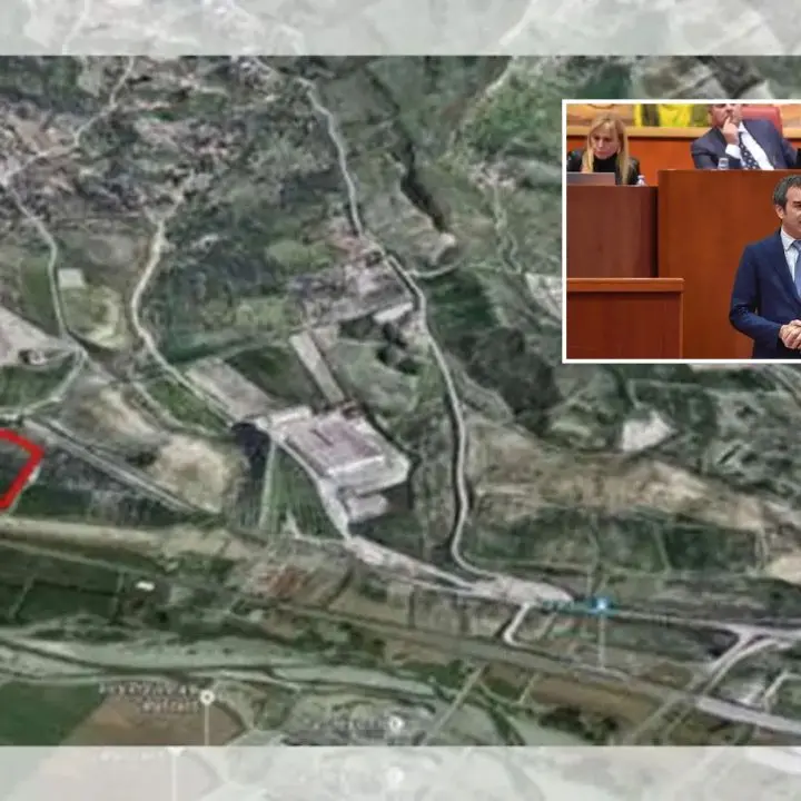 <p>Occhiuto: «Il nuovo ospedale di Catanzaro? Nessuno dava indicazioni e ho chiesto al Politecnico di Milano»</p>