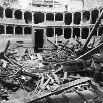 Cosenza sotto le bombe: aprile 1943, quando la guerra colpì il cuore della città\n