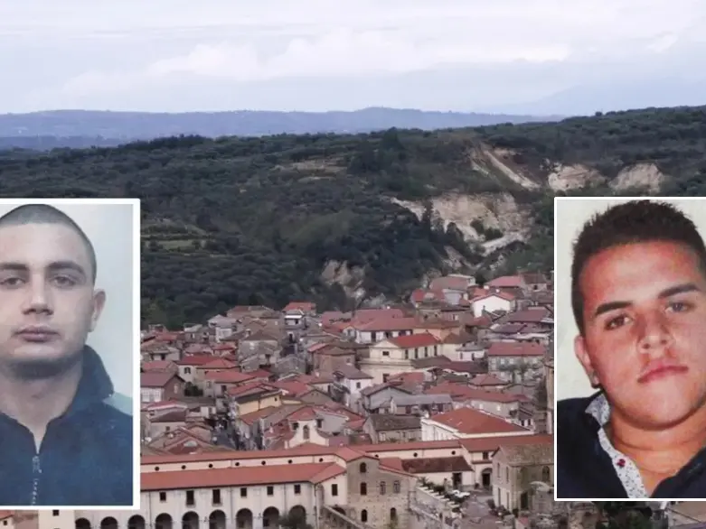Operazione Jerakarni, sfuggiti alla cattura due ricercati ritenuti elementi di spicco del clan Emanuele: ecco i loro profili