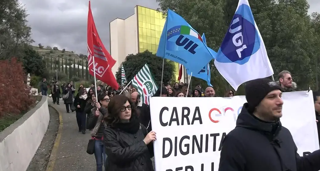 Appalti selvaggi in Enel, lavoratori nuovamente in sciopero contro i tagli e l’aggiramento della clausola sociale\n