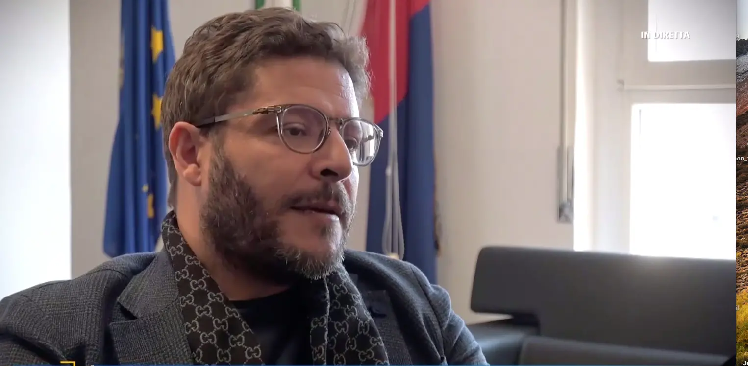 La ‘ndrangheta silente che diventa sistema, l’allarme del procuratore di Crotone: «Le cosche investono nelle zone grigie»\n