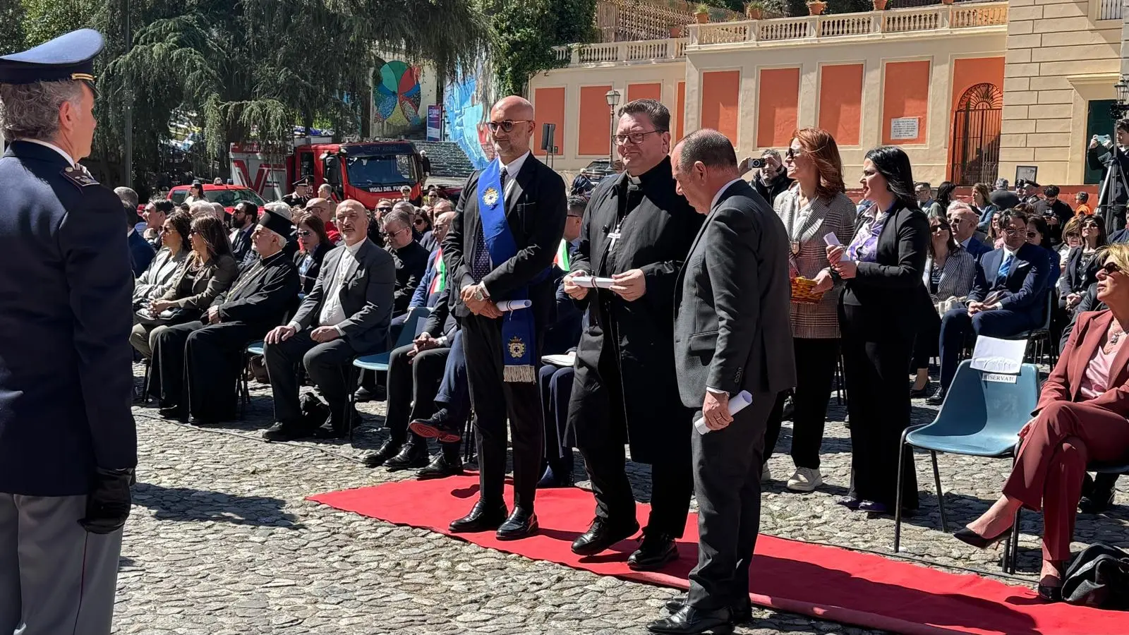 Cosenza celebra la Polizia di Stato: 174 anni al servizio dei cittadini\n\n\n