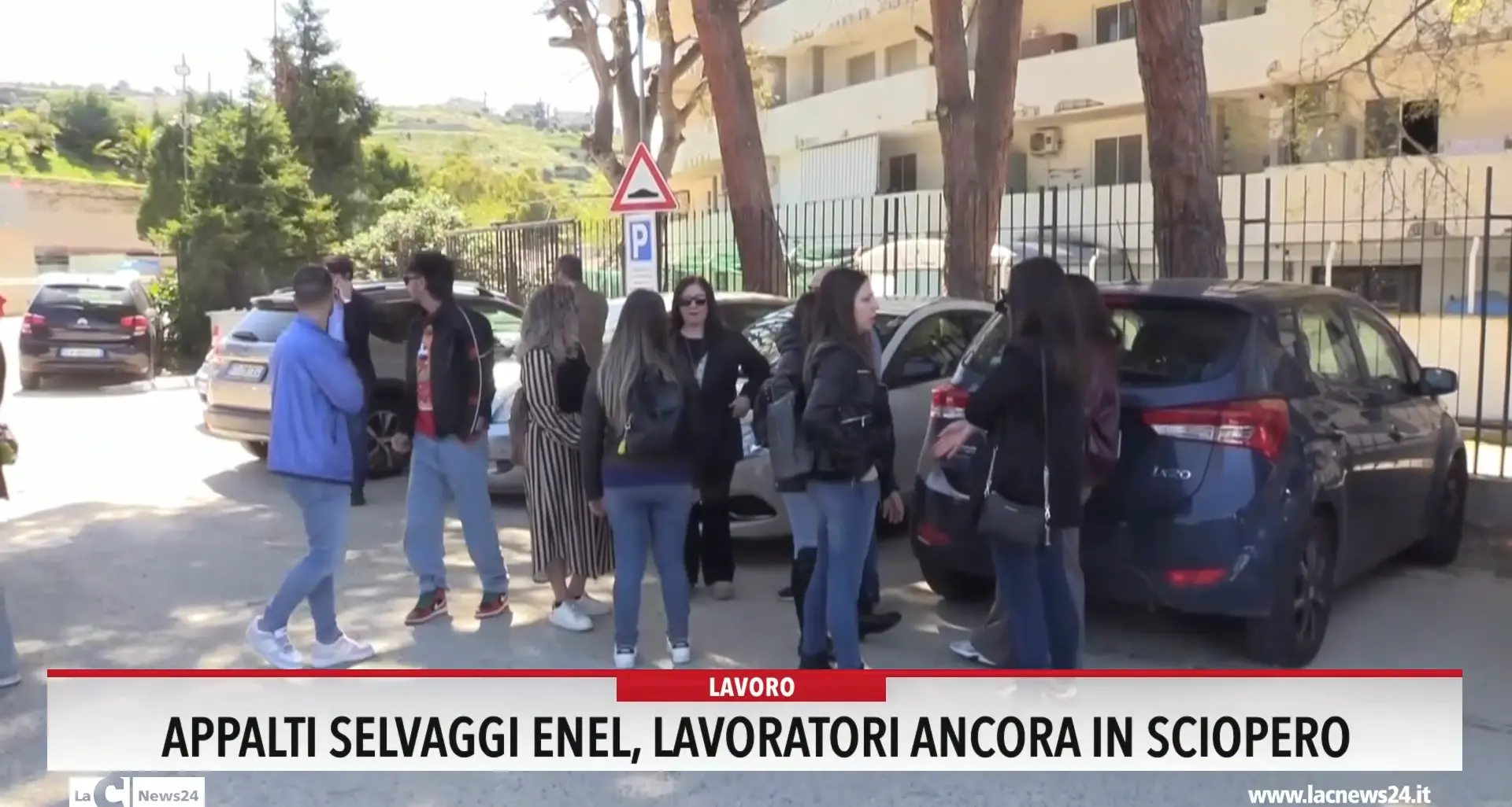 Appalti selvaggi Enel, lavoratori ancora in sciopero