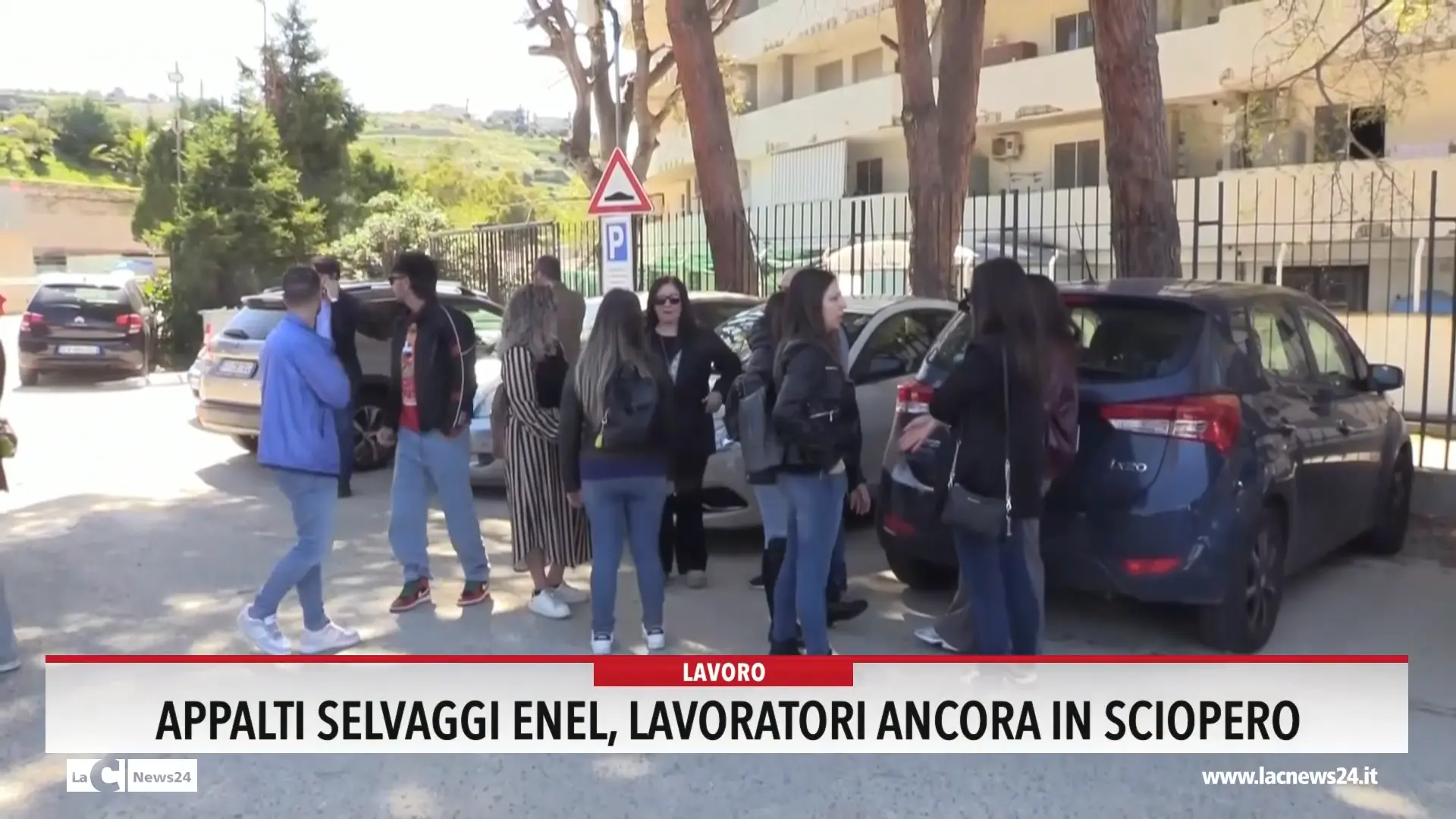 Appalti selvaggi Enel, lavoratori ancora in sciopero