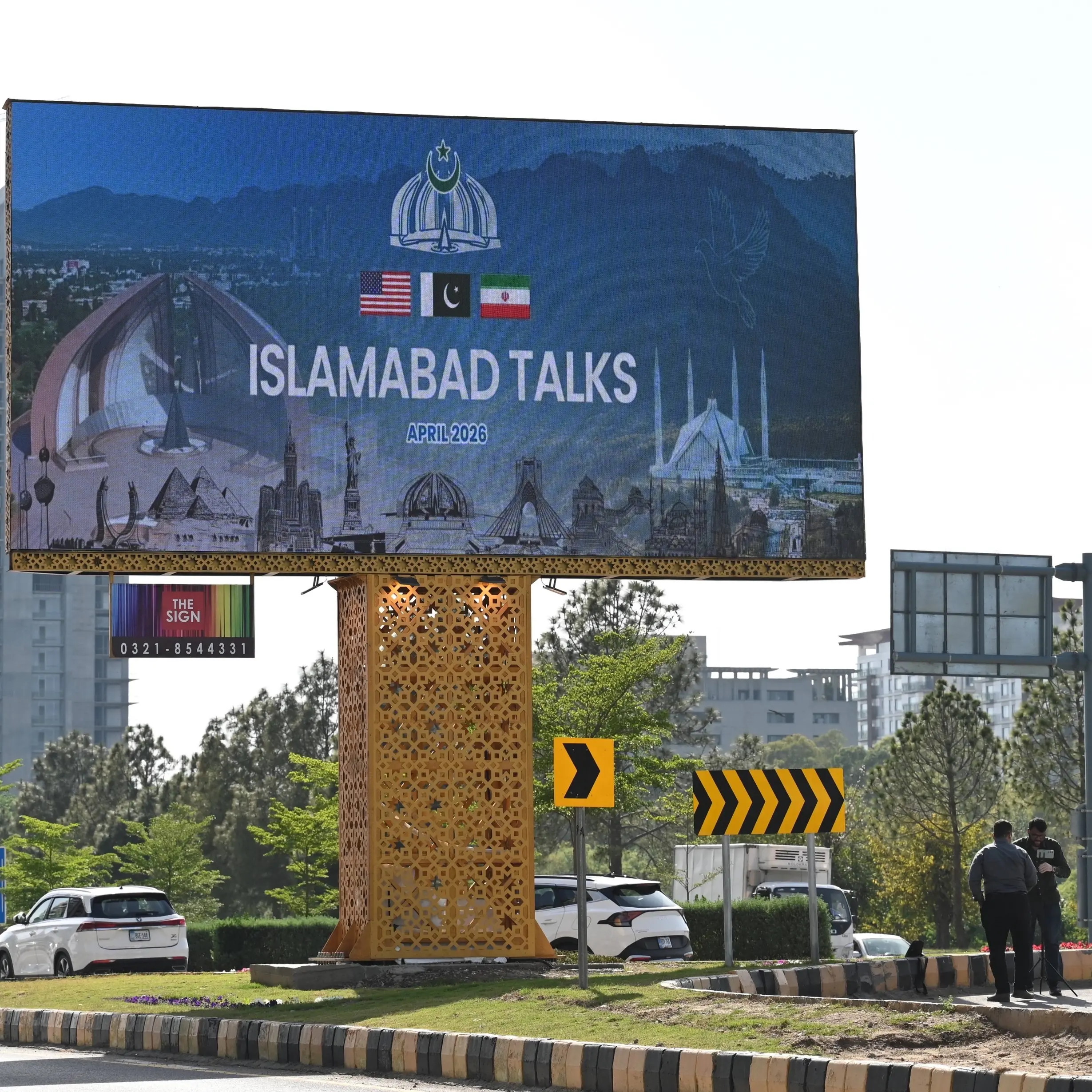 «O la va o la spacca»: in Pakistan negoziati ad alta tensione mentre il Medio Oriente resta in fiamme\n