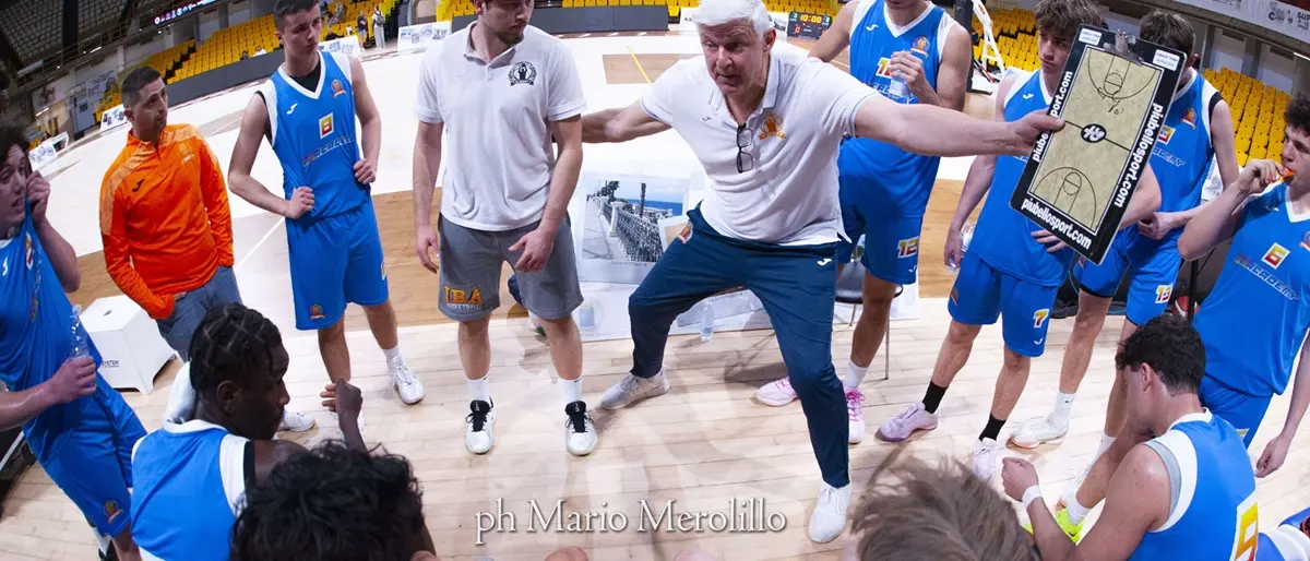 \u00A0A Reggio l’Eybl\u00A0Superfinal U20: il basket giovanile europeo al PalaCalafiore\" e nella palestra Piero Viola\u00A0\n