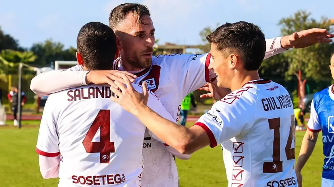 Serie D, un mese per realizzare i sogni ed esorcizzare gli incubi: Reggina e Vibonese non possono più sbagliare\n