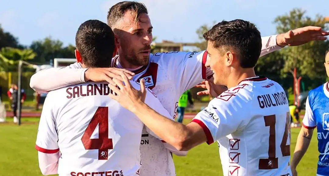 Serie D, un mese per realizzare i sogni ed esorcizzare gli incubi: Reggina e Vibonese non possono più sbagliare\n