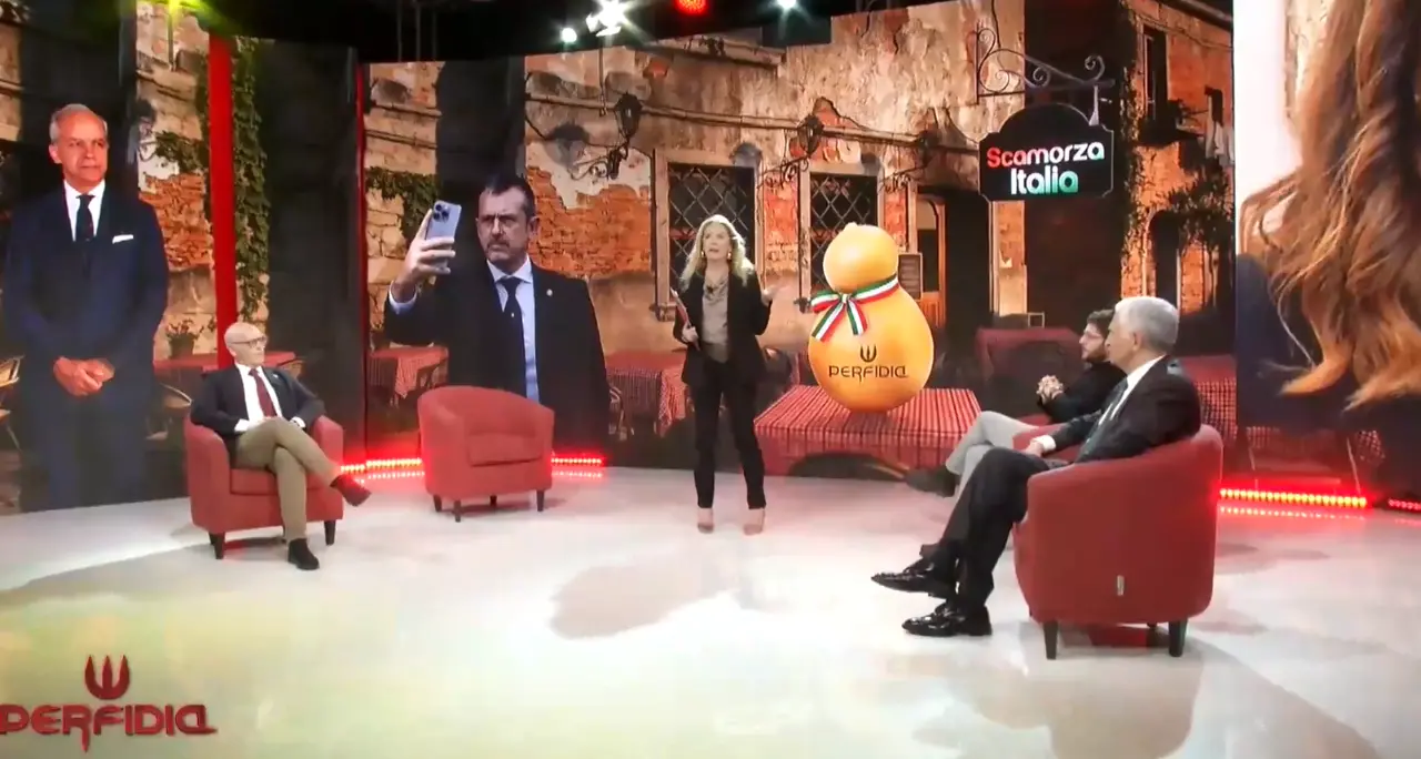 A Perfidia\u00A0“epico” scontro tra Falcomatà e Centinaio: ecco com’è andata l’ultima puntata