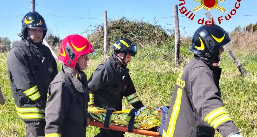 <p>Incidente nel Vibonese, motocarro finisce in una scarpata: un ferito</p>