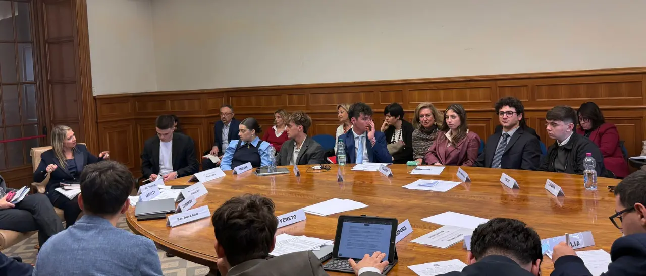 Consulte studentesche, parte dal ministero il percorso verso l’Europa: la Calabria porta a Roma la sua esperienza pilota