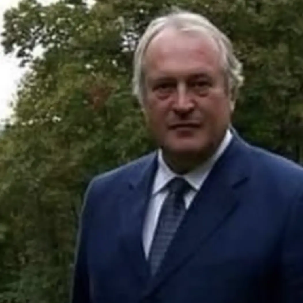 Addio ad Amedeo Miceli, studioso del Sud: la memoria del Regno di Napoli tra archivi e passione\n