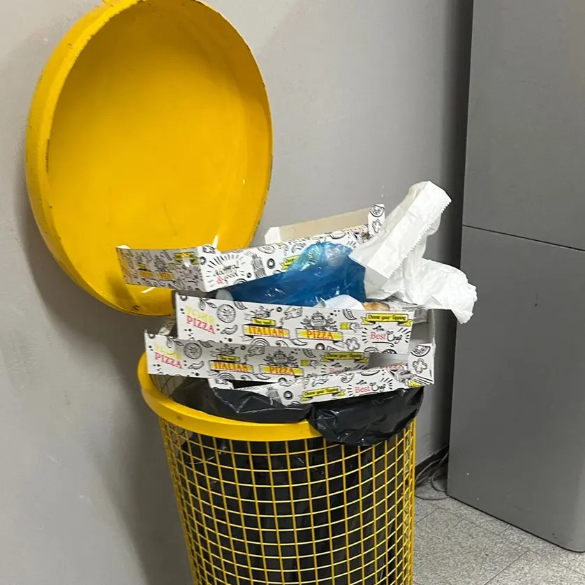 Reggio Bic–Amicacci, condizioni indecorose al Palacalafiore prima della gara: «Siamo intervenuti noi per ripulire»\n