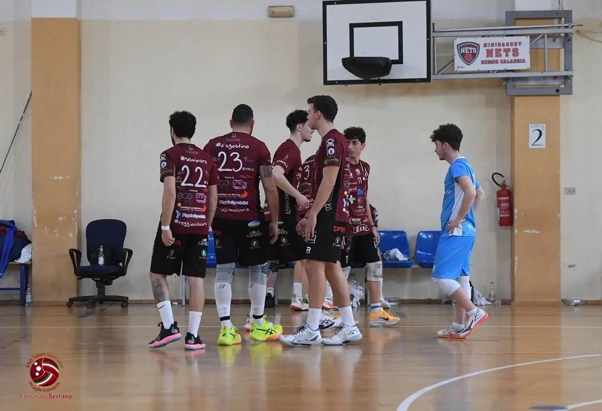 Amaro Dhelios Reggio batte al tie-break la\u00A0Sprovieri Volley Corigliano\u00A0\n