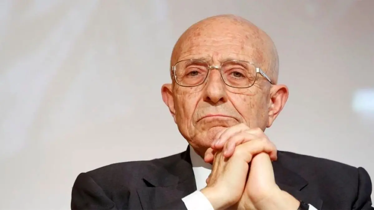 La crisi della democrazia italiana tra cultura e informazione: i partiti svuotati, Cassese e la sfida del centro\n