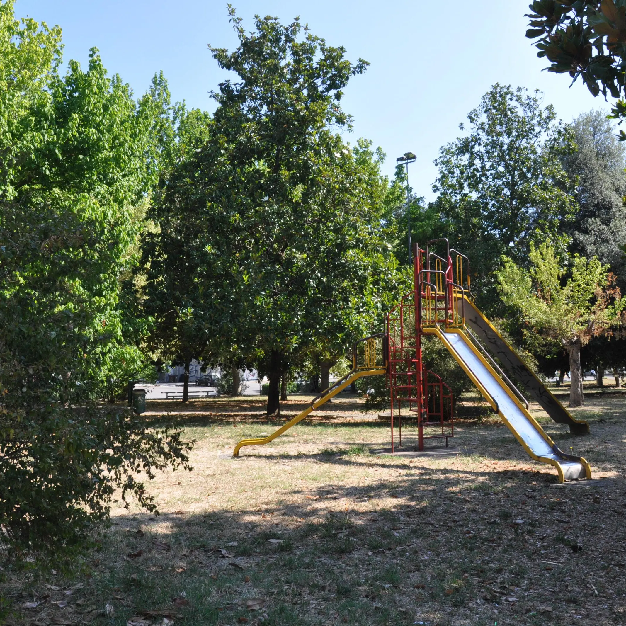 Rende, scontro su Parco Giorcelli: l’Amministrazione attacca l’opposizione, «interrogazioni via media e disinformazione»\n