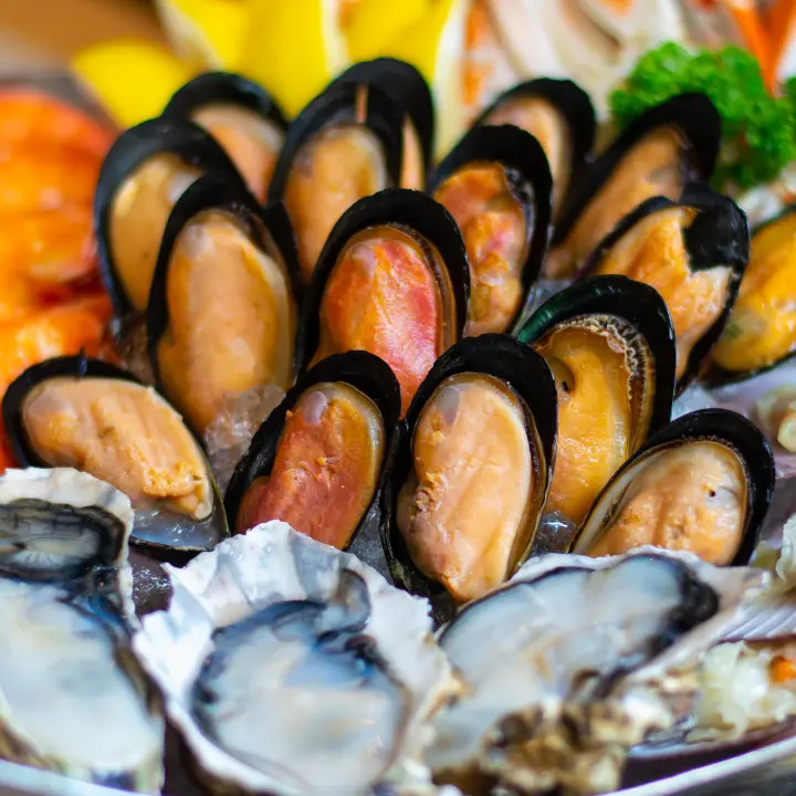 <p>Alla “mensa” della Regione Calabria<span style=\"color:hsl(0,75%,60%);\"> </span>il menù è quello della Casta: per i consiglieri il meglio a prezzi stracciati</p>