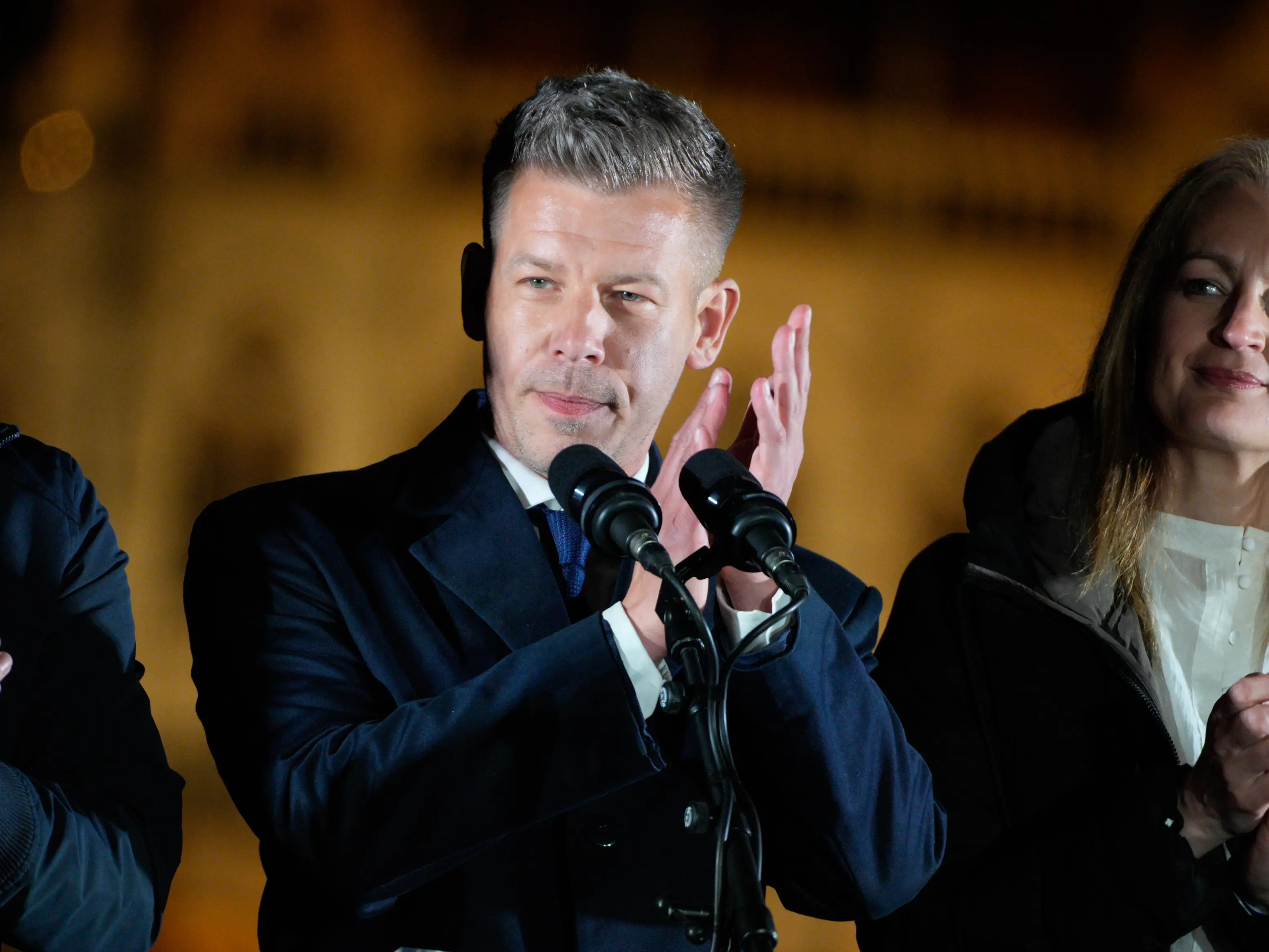 Ungheria, crolla Orbán. Trionfa Magyar: «È la fine del regime». L’Europa dopo 16 anni può ripartire