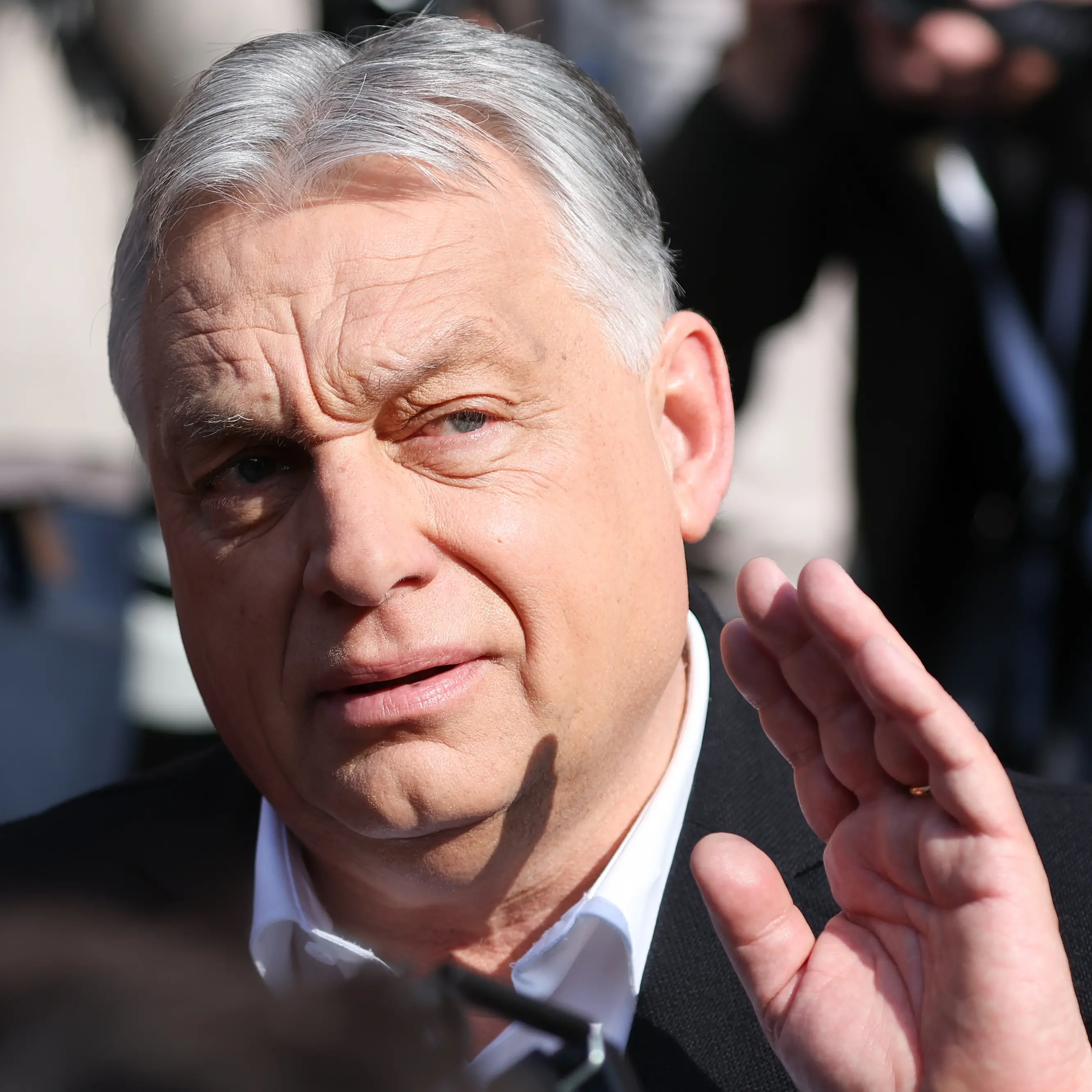 L’effetto domino della realtà Orbán. La prima crepa nel fortino dell'identità\n