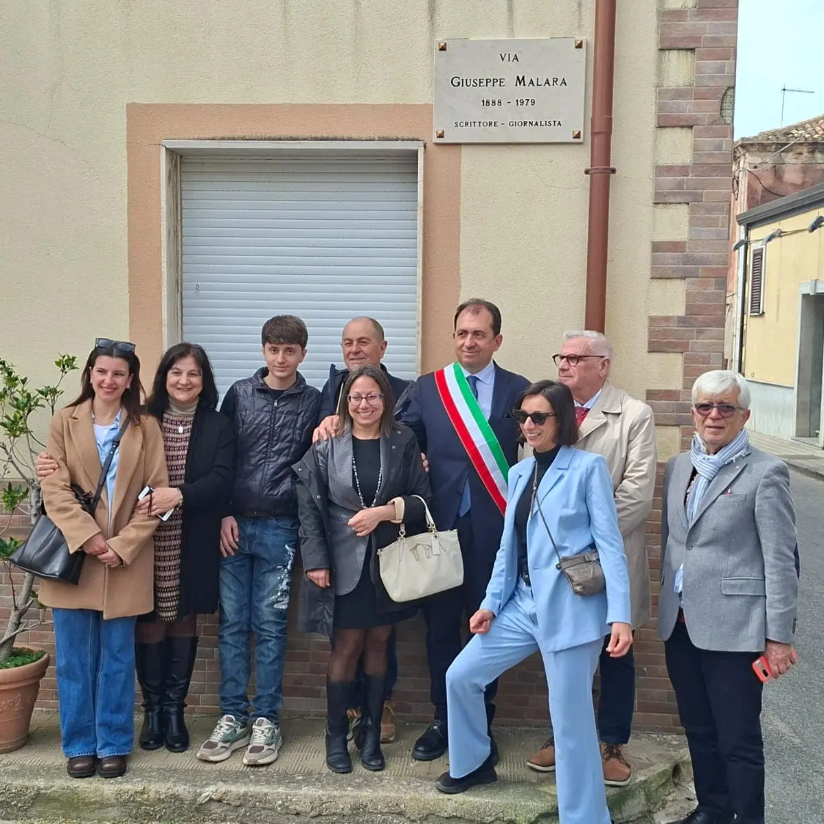 Gallico Marina rende omaggio a Giuseppe Malara: una via intitolata allo scrittore\n