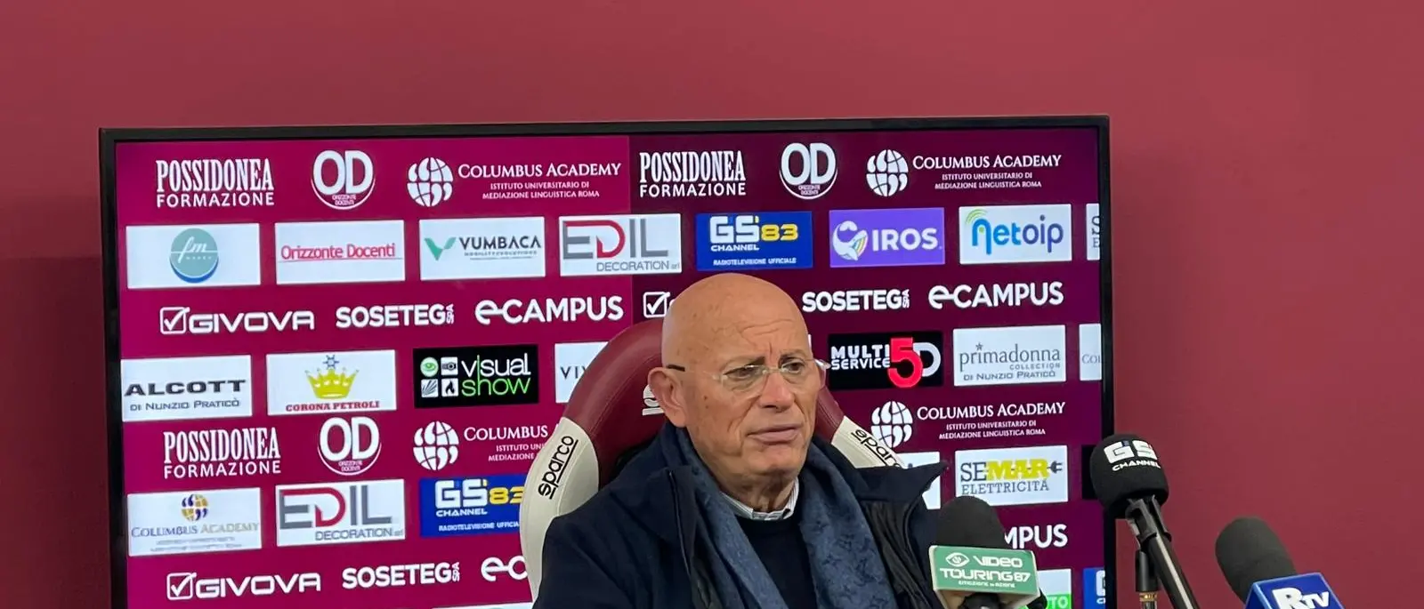 Reggina, Ballarino annuncia l’addio: «L’ultima volta che metto piede in uno stadio, la mia esperienza finisce qui»\n