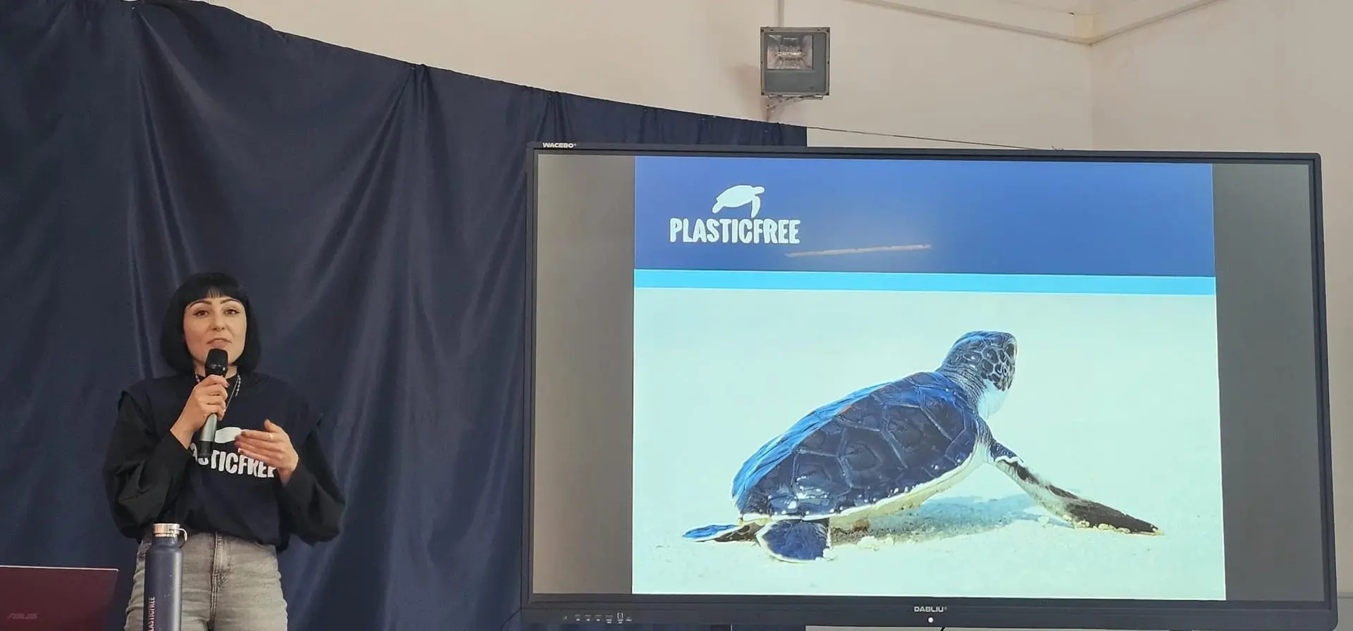 Gioia Tauro celebra l’Earth Day: studenti protagonisti del cleanup promosso da Plastic Free\n