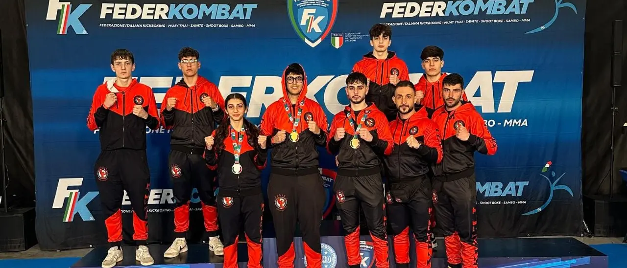 Kickboxing, la Fenix di Vibo torna da Jesolo carica di medaglie e con l’accesso ai Campionati italiani\n