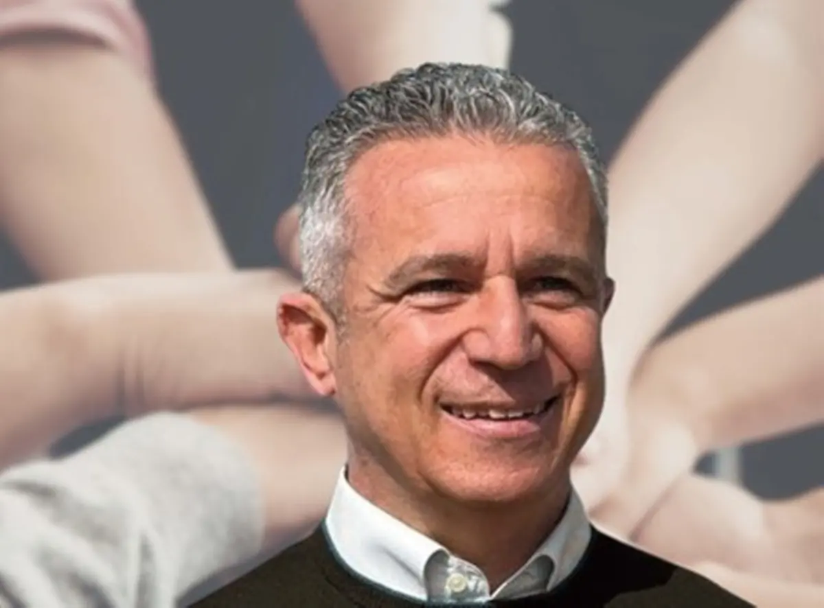 Striscie blu a Palmi, Calabria: «Stalli\u00A0a pagamento\u00A0cresciuti a dismisura negli ultimi anni, vanno ridotti»\n