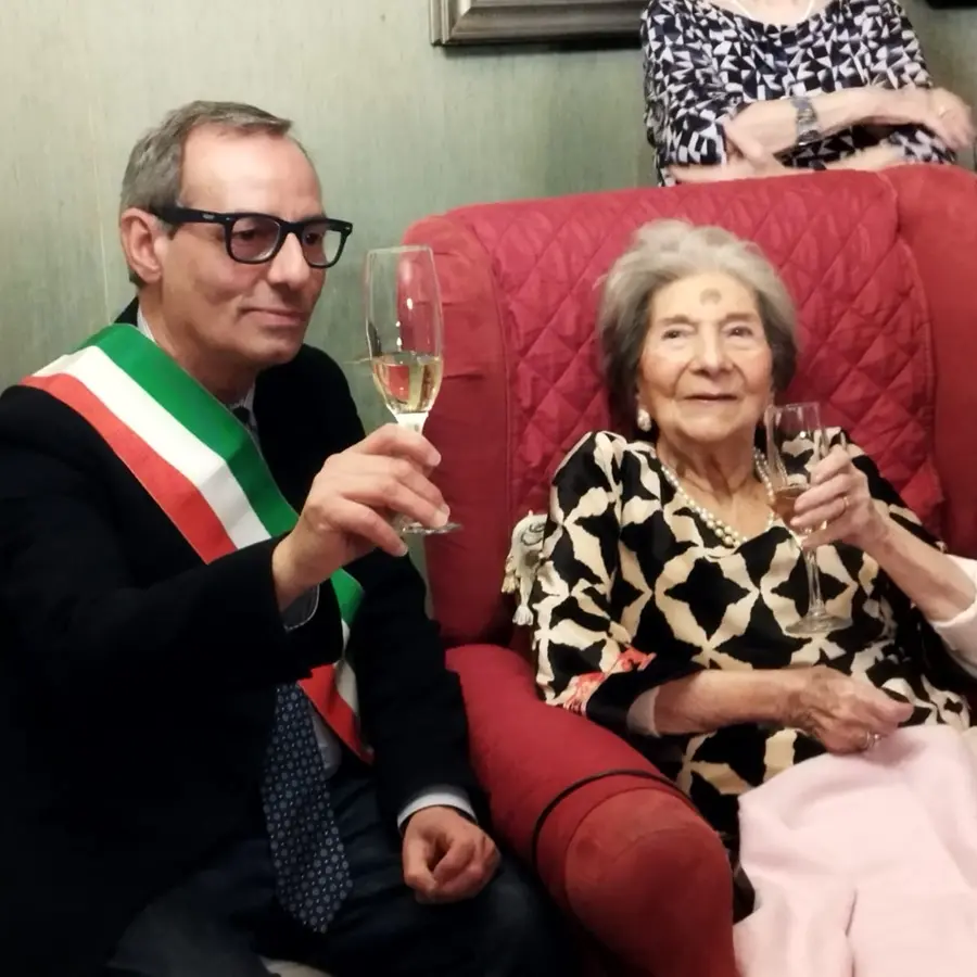 L’Amministrazione comunale di Reggio festeggia la centenaria Adriana Cardea