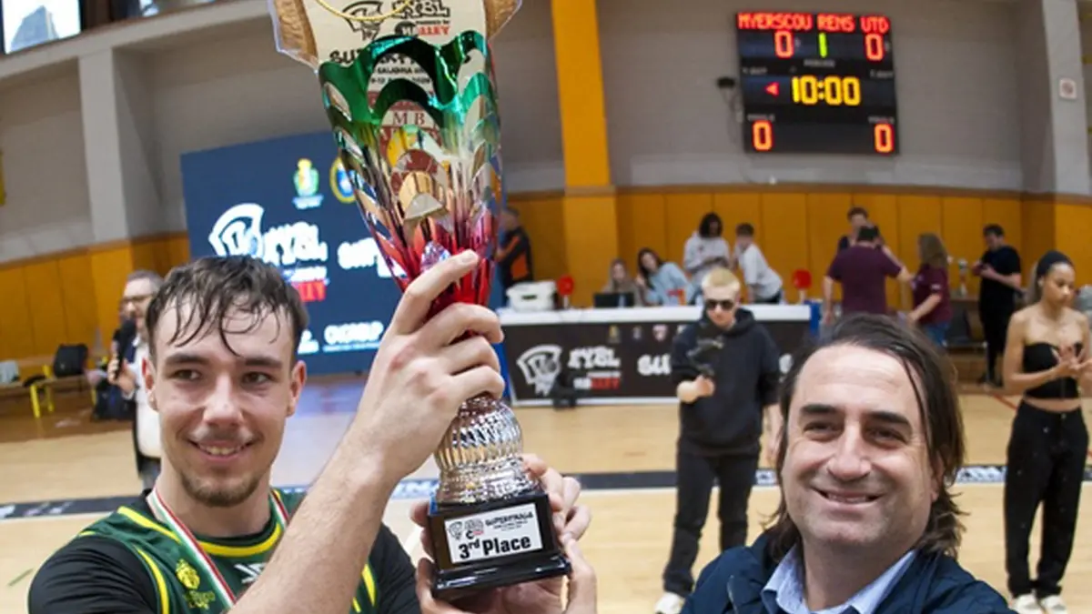 Reggio_Inside_Photos