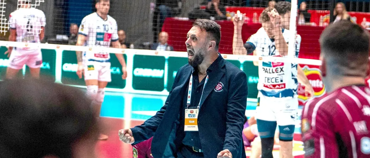 Domotek Volley conquista la gara 5 contro Reggio Emilia, Polimeni esulta: «Questa squadra ha il cuore di una città intera»\n