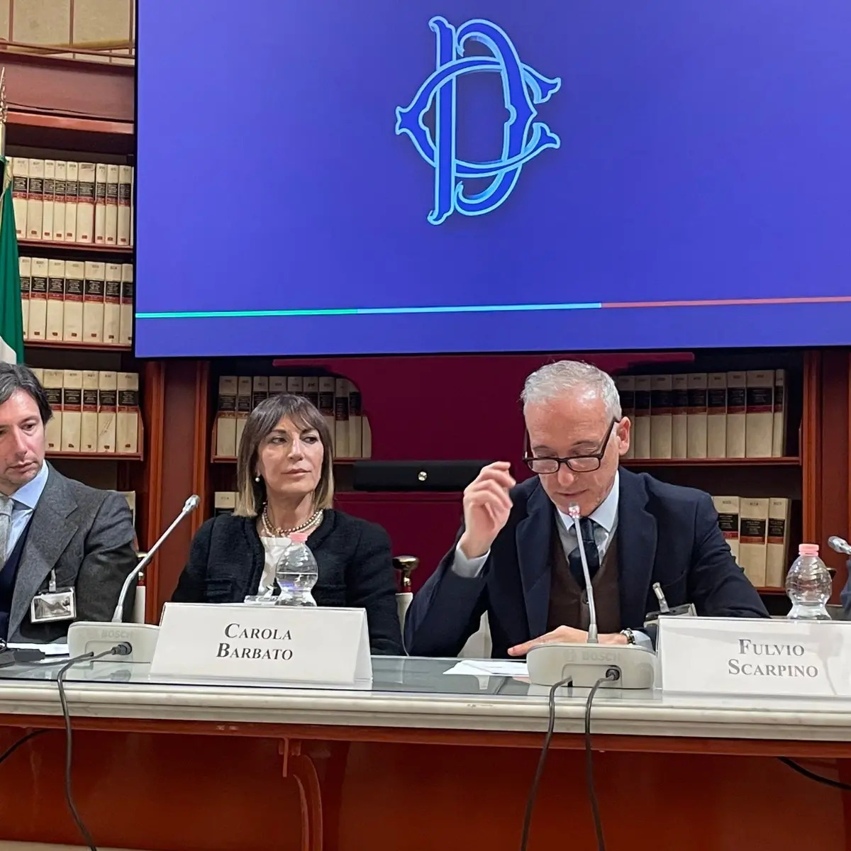 Minori e social, Scarpino chiede una tutela digitale più forte\n