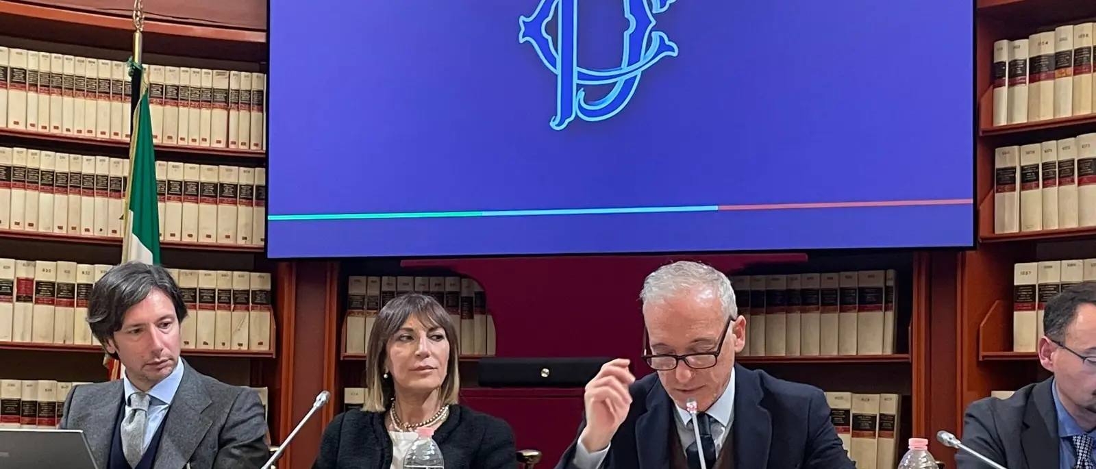 Minori e social, Scarpino chiede una tutela digitale più forte\n