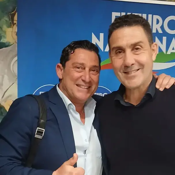 Il movimento di Vannacci allestisce a Vibo i gazebo di Futuro Nazionale: «Puntiamo ad ampliare\u00A0la nostra base»\n