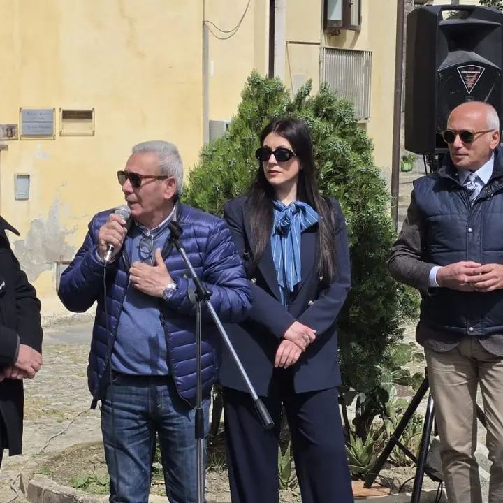 Franz Caruso ricorda il 12 aprile 1943 e rilancia il valore della pace\n