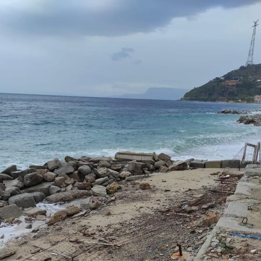 Erosione costiera, in Calabria emergenza non rinviabile. E i Parchi marini pronti a fare rete\n
