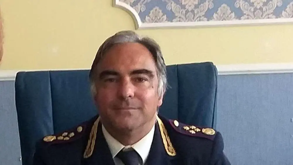 Giancarlo Consoli alla direzione del\n\nCommissariato di Gioia Tauro\n