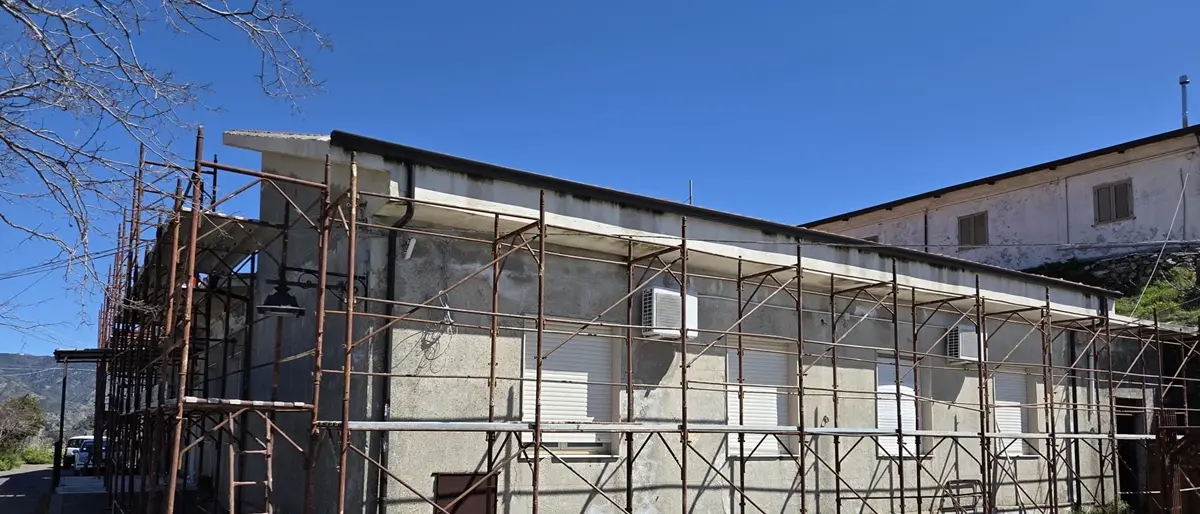 Efficientamento energetico edificio comunale, a Roccaforte del Greco un intervento del valore di 325mila euro\n